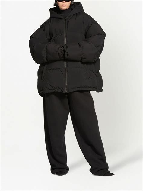 Balenciaga puffer temperature